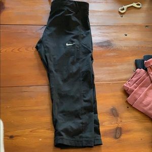 Nike cropped running/workout leggings